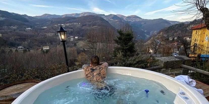 Casa Benassi ,Room&Suite , Con Zona Benessere Riolunato Exteriör bild